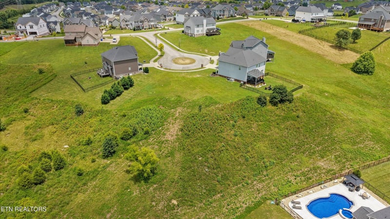 104 Duncanberry Ct, Oak Ridge, TN 37830