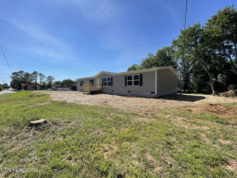 104 Hawkins Rd, Sweetwater, TN 37874
