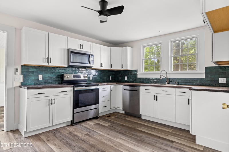 104 Helms, Madisonville, TN 37354