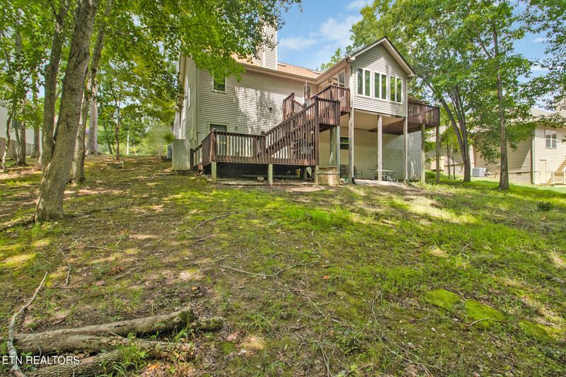 104 Lechmere Dr, Crossville, TN 38558