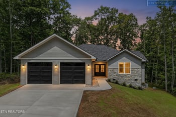 104 Liverpool Cir, Crossville, TN 38558