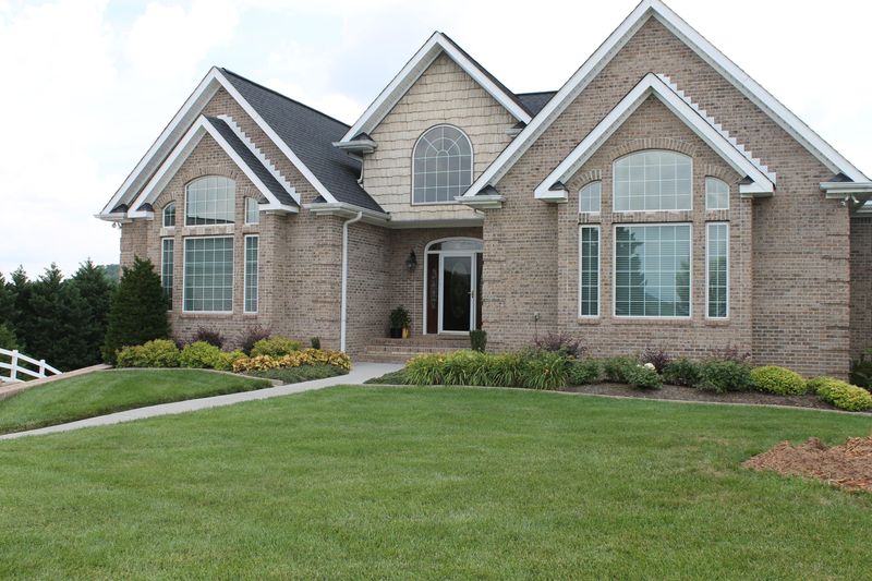 104 Lookout Point, Clinton, TN 37716
