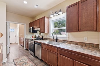 104 Marion Rd, Oak Ridge, TN 37830