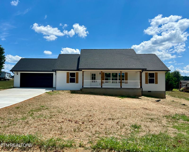 104 Meadow Ln, Vonore, TN 37885
