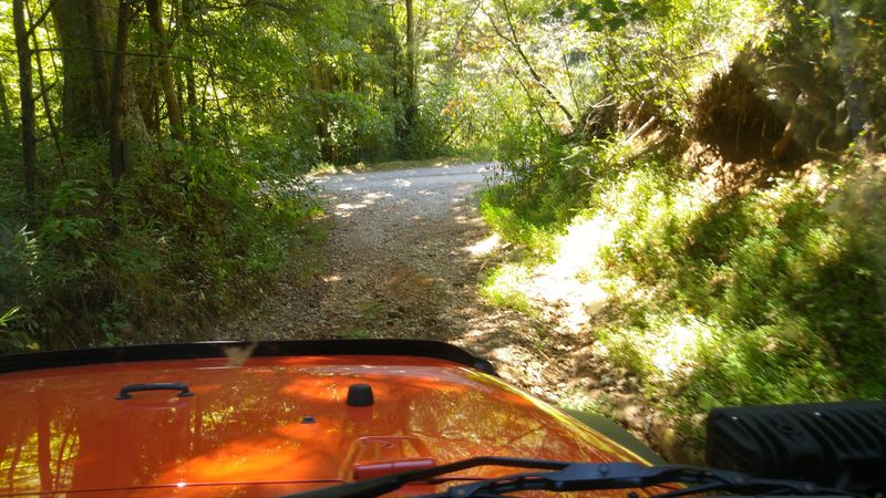 104 Ogle Rd, Madisonville, TN 37354