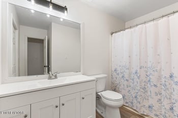 104 Pine St, Athens, TN 37303