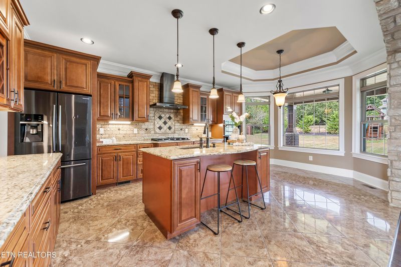 104 Round Hill Point, Oak Ridge, TN 37830