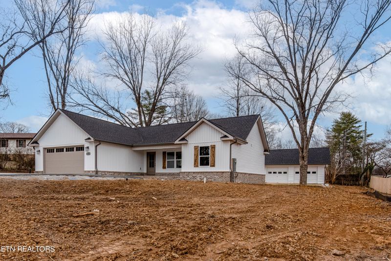 104 Ruskin Cir, Maryville, TN 37803