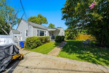 104 Scott Ln, Oak Ridge, TN 37830