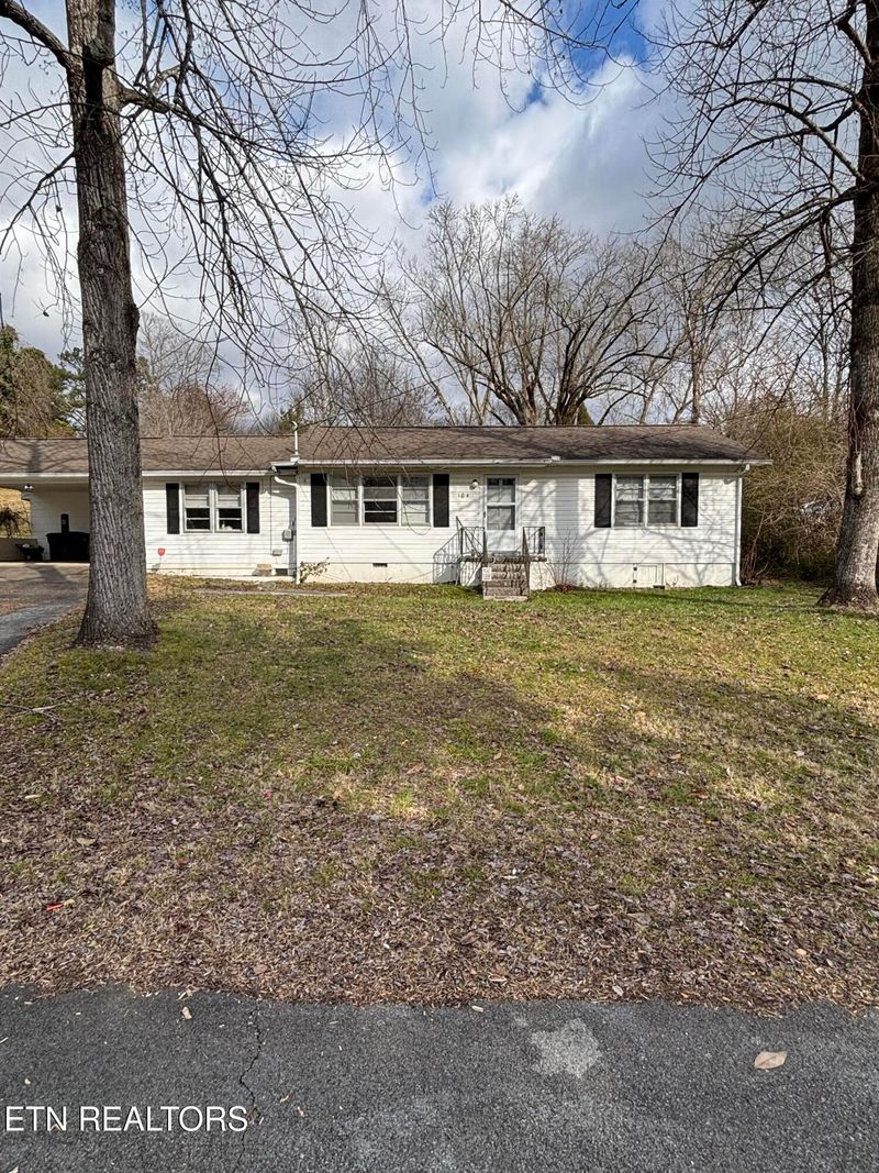 104 Sequoia Ln, Oak Ridge, TN 37830