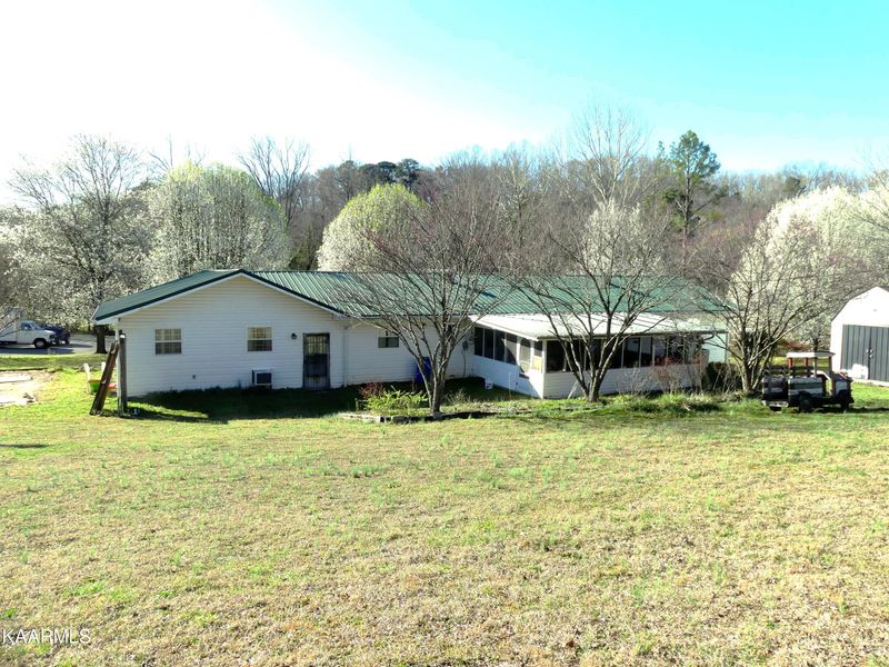 104 Short St, Etowah, TN 37331