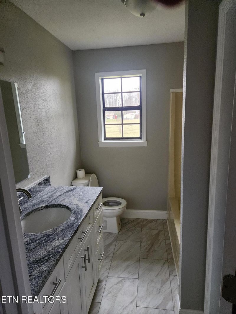 104 Star Dr, Crossville, TN 38555
