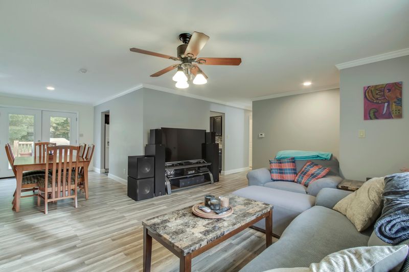 104 Tidewater Ln, Oak Ridge, TN 37830