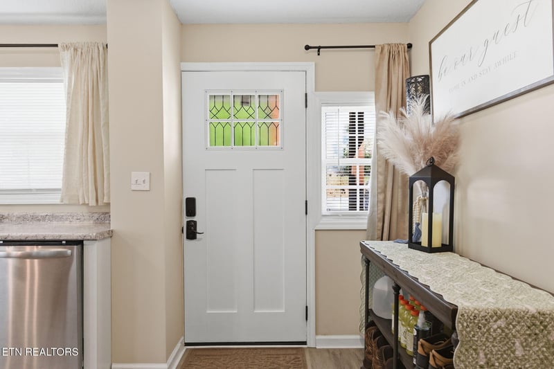 104 Tucker Rd, Oak Ridge, TN 37830