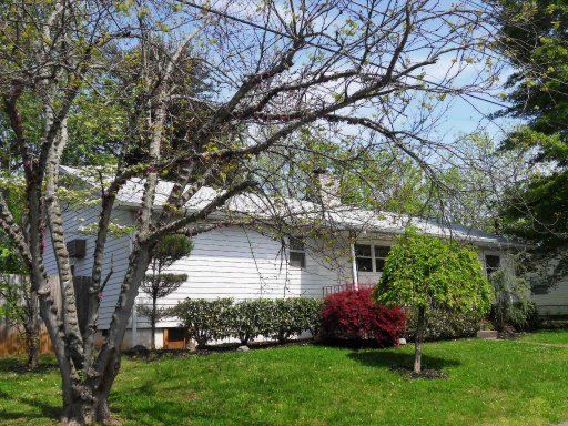 104 Valetta Ln, Oak Ridge, TN 37830