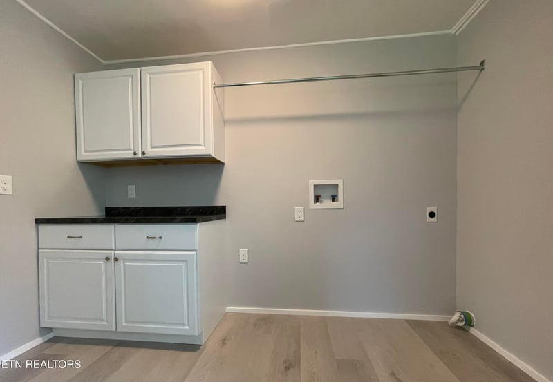 104 Vista Rd, Oak Ridge, TN 37830