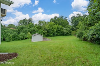 104 W Sheridan Pl, Oak Ridge, TN 37830