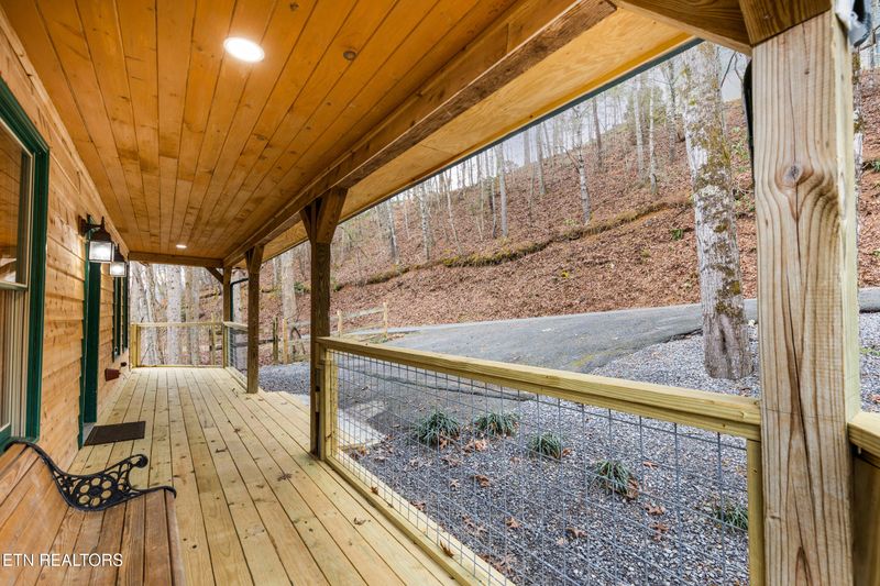 1040 Laurel Rd, Townsend, TN 37882