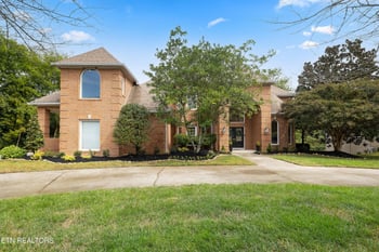 10409 E Port Dr, Knoxville, TN 37922