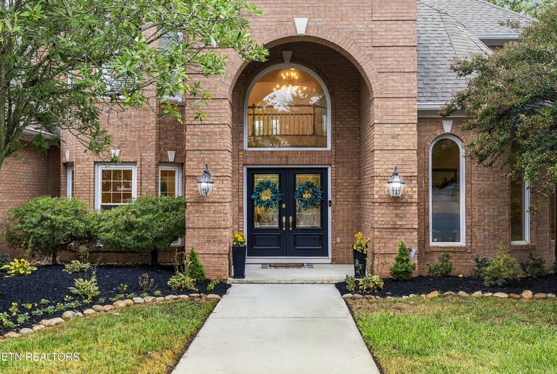 10409 E Port Dr, Knoxville, TN 37922