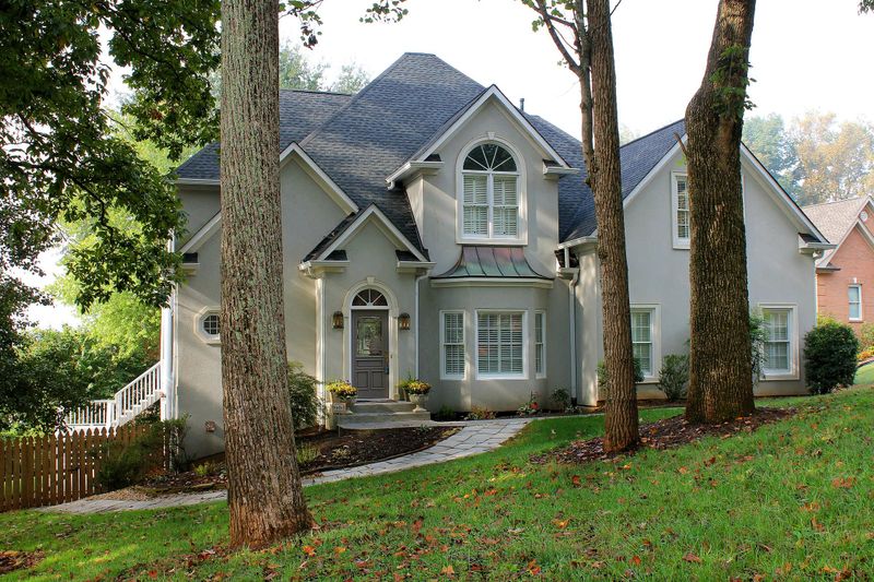 10409 Eagles View Dr, Knoxville, TN 37922