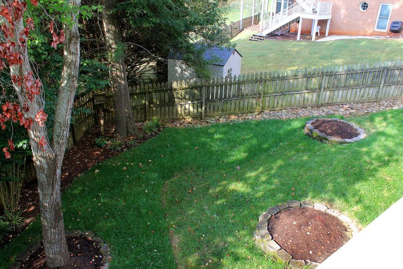10409 Eagles View Dr, Knoxville, TN 37922