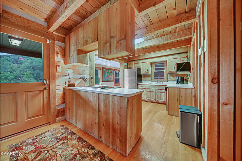 1041 Cedar Springs Valley Rd, Sevierville, TN 37876