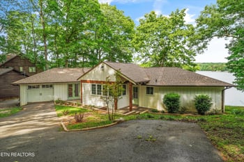 1041 Pioneer Cir, Friendsville, TN 37737