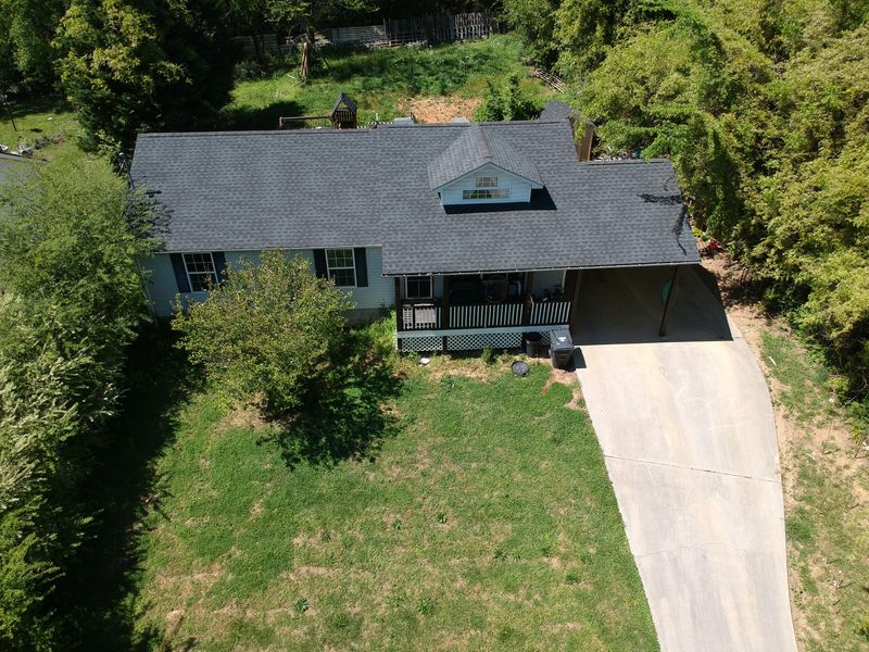 1041 Spring Dr, Knoxville, TN 37920