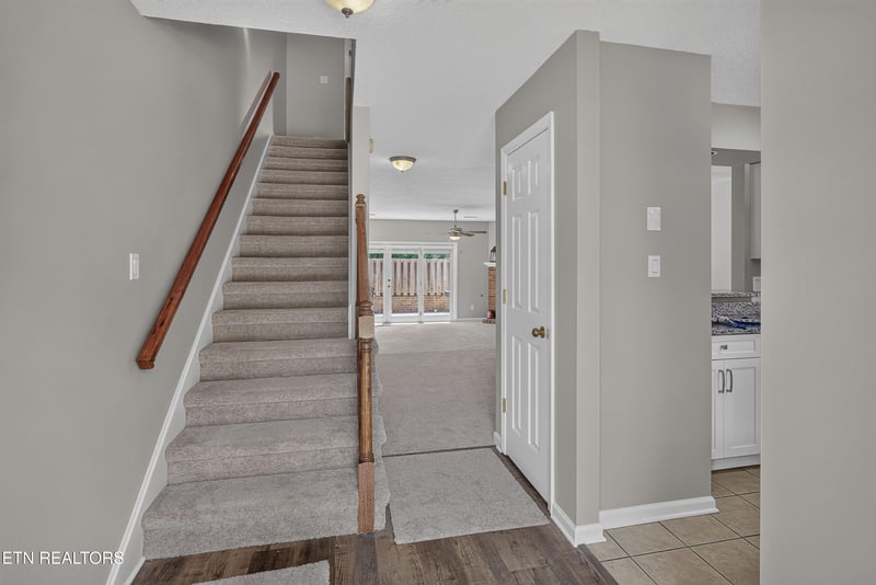 10416 Ravenbrook Ln, Knoxville, TN 37922
