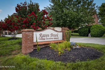 10416 Ravenbrook Ln, Knoxville, TN 37922