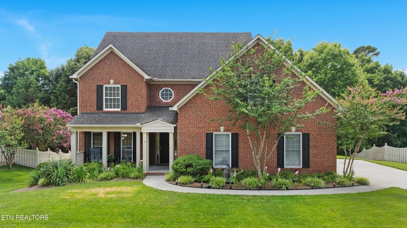 10422 Meadow Ridges Ln, Knoxville, TN 37922
