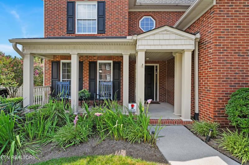10422 Meadow Ridges Ln, Knoxville, TN 37922