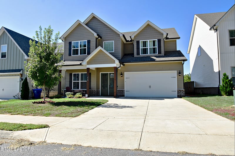 1045 Belle Pond Ave, Knoxville, TN 37932