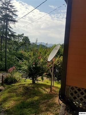 1045 Bryan View Rd, Sevierville, TN 37862
