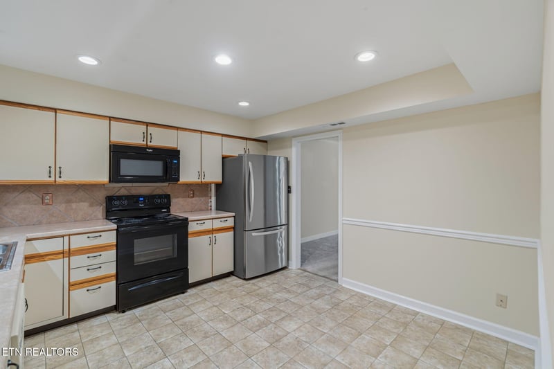 10456 Laura Lee Ln, Knoxville, TN 37922