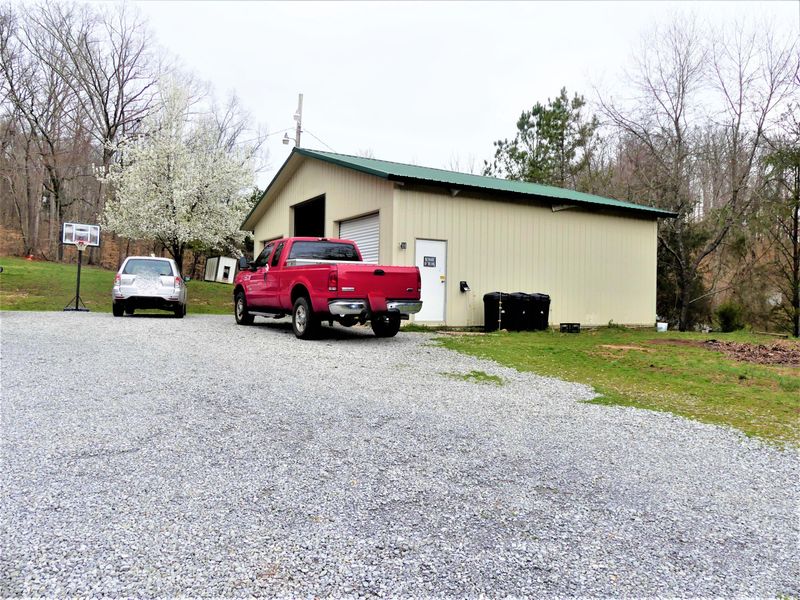 1046 County Road 110, Athens, TN 37303
