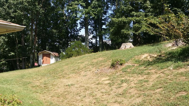 1046 Tennessee Hills Dr, Morristown, TN 37814
