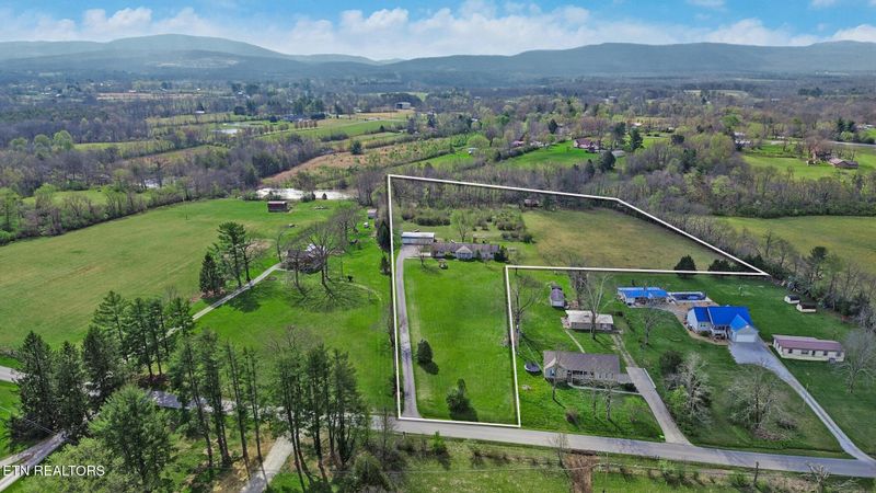 1048 Deep Draw Rd, Crossville, TN 38555