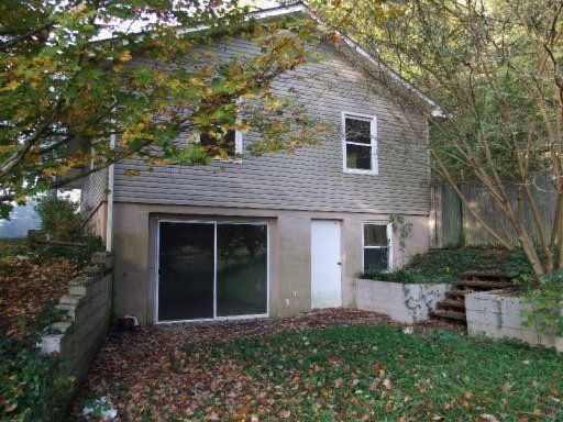 1048 Sulphur Springs Rd, Clinton, TN 37716
