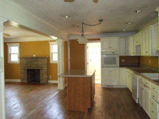 1048 Sulphur Springs Rd, Clinton, TN 37716