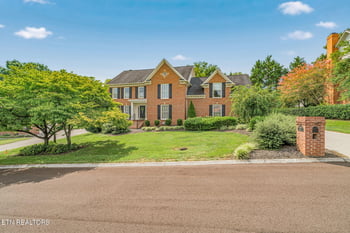1049 Hayslope Dr, Knoxville, TN 37919