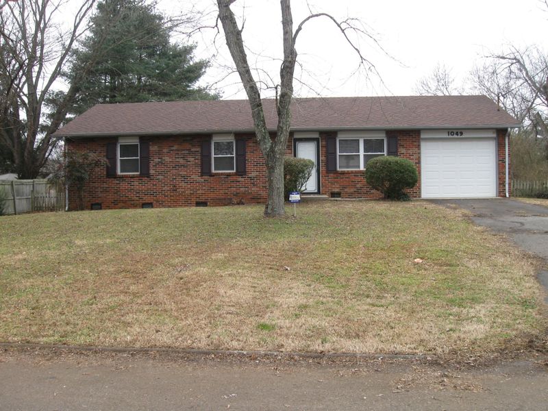 1049 Morrow Rd, Knoxville, TN 37923