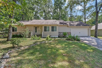 105 Anglewood Dr, Fairfield Glade, TN 38558