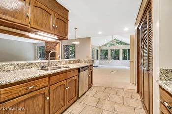 105 Anglewood Dr, Fairfield Glade, TN 38558