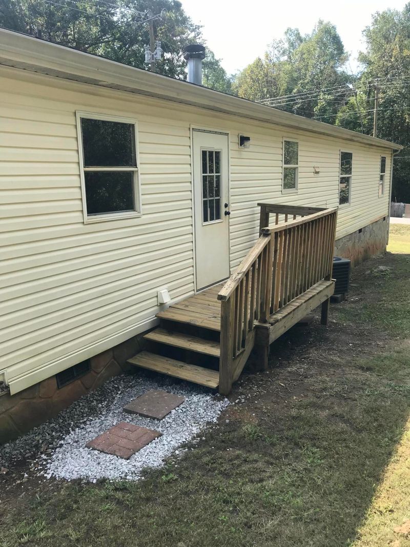 105 Blacksferry Rd, Knoxville, TN 37931
