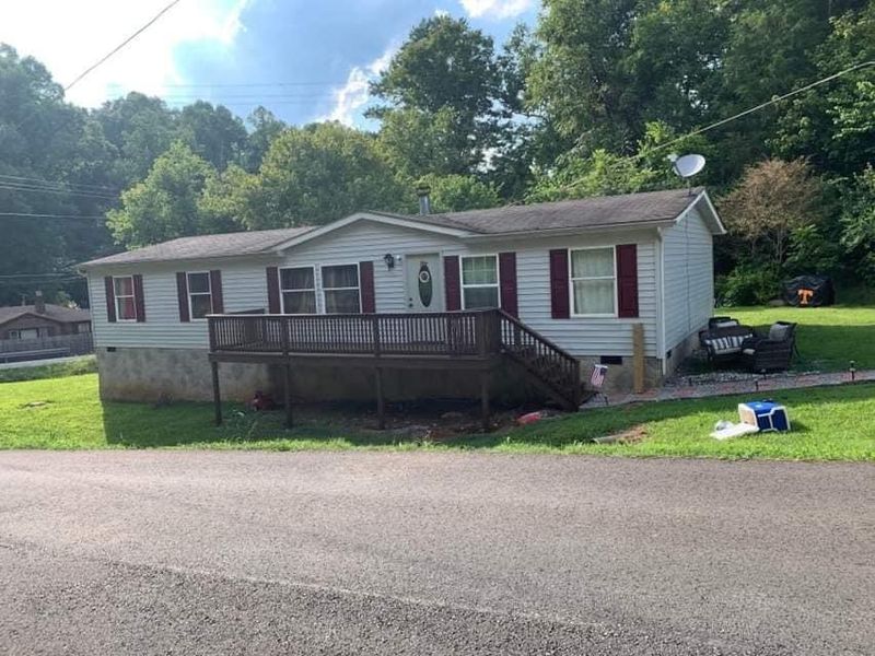 105 Blacksferry Road Rd, Knoxville, TN 37931