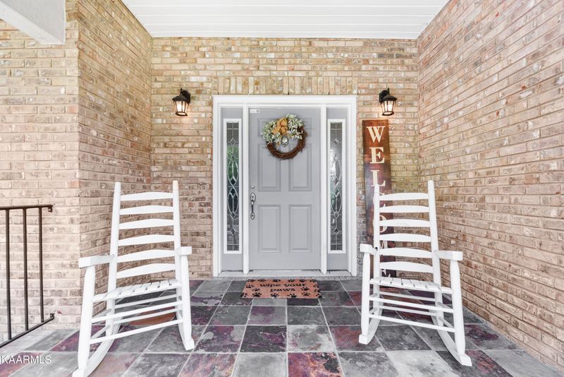 105 Brae Ct, Maryville, TN 37801