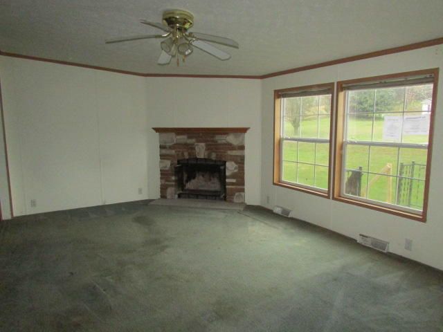 105 Bunch Ln, Clinton, TN 37716