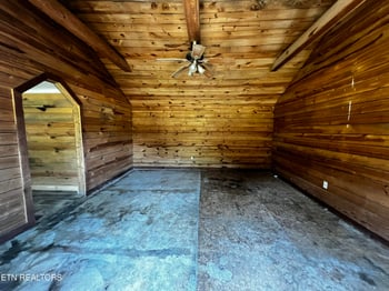 105 Cedar Ave, Luttrell, TN 37779